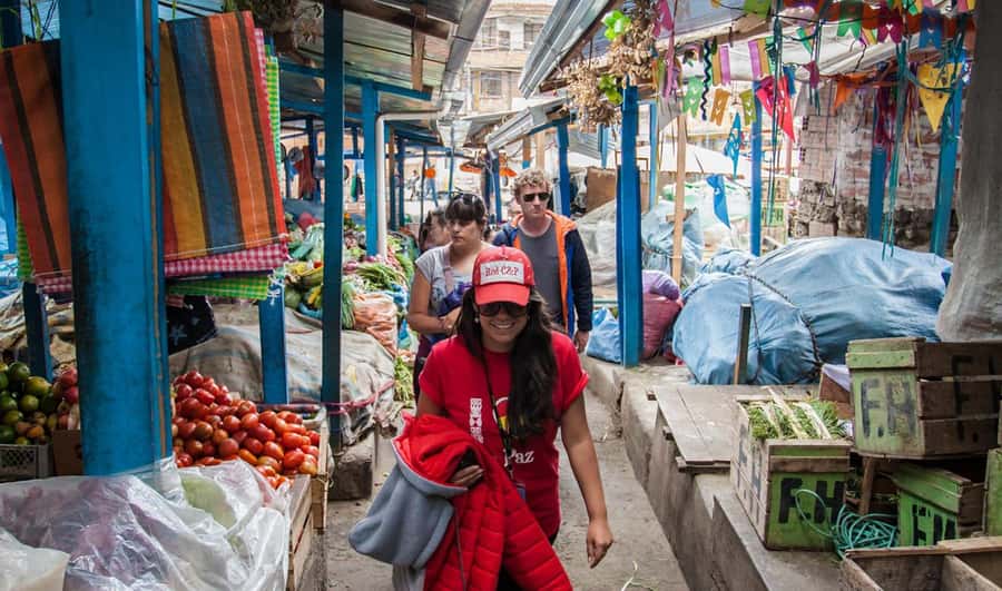 La Paz Half-Day Walking Tour - Learning La Paz through street life