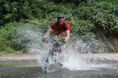La Paz: Mountain Bike Down the World’s Most Dangerous Road