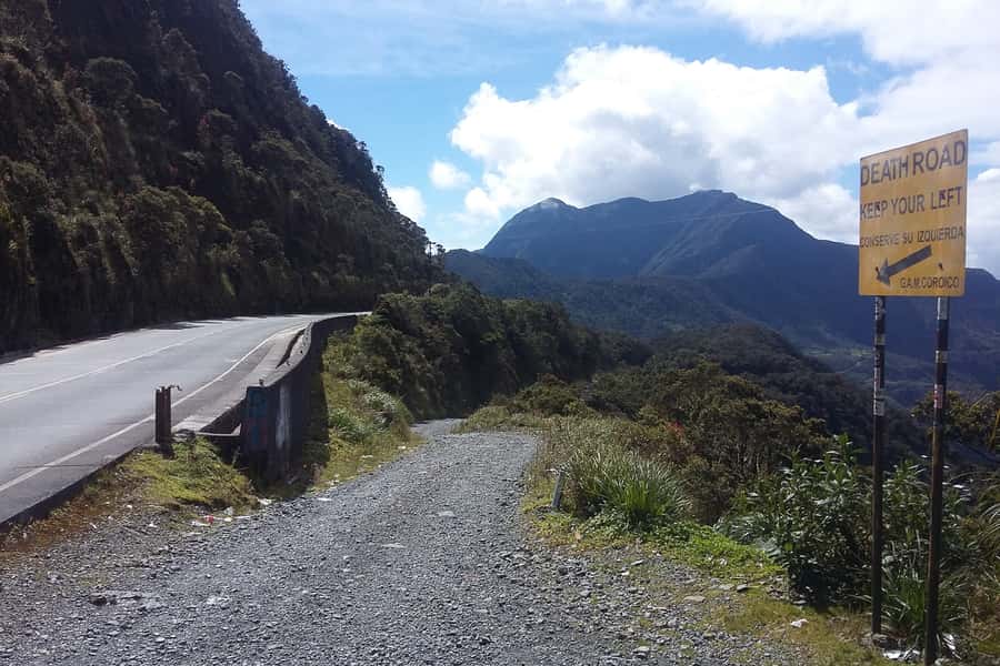 La Paz: Mountain Bike Down the World's Most Dangerous Road - La Senda Verde Animal Refuge makes a strong finish