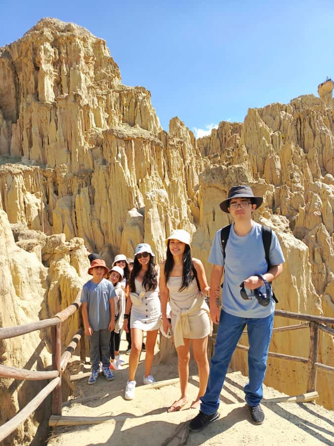 La Paz: Private City Tour with Cable Car & Moon Valley Visit - Cable cars that explain La Paz from the sky