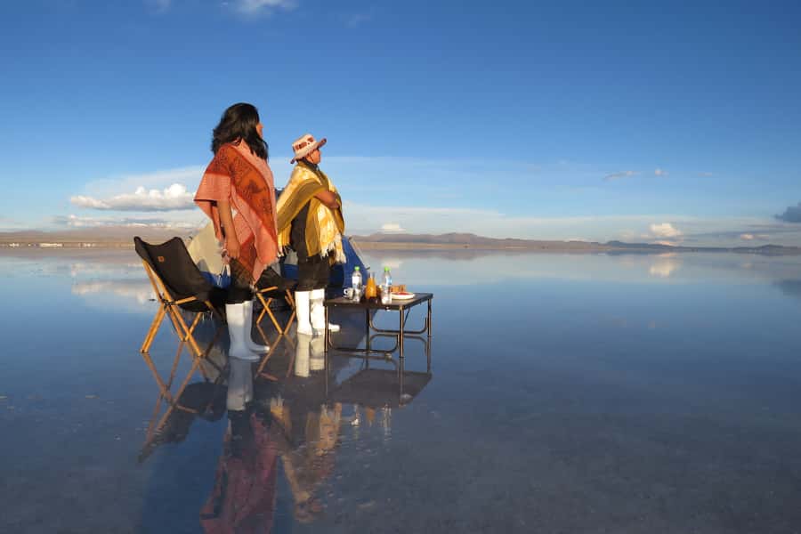 La Paz: Uyuni Salt Flats Tour by Bus - Key points at a glance