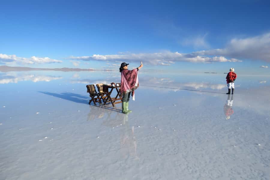 La Paz: Uyuni Salt Flats Tour by Bus - Why this two-day route works
