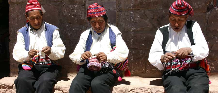 Lake Titicaca 2-Day Tour to Uros, Amantani and Taquile - Taquile and its famous weaving tradition
