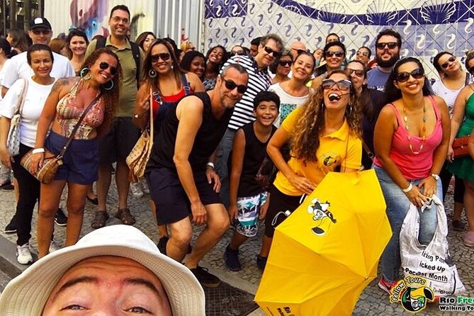 Learn the History of Rio with an Unforgettable City Center Walking Tour - Largo da Carioca and the oldest part of the route