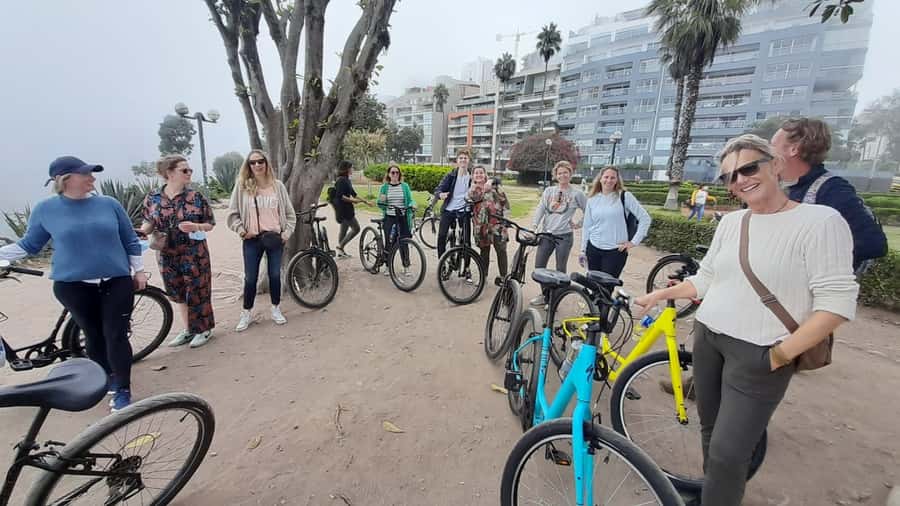 Lima Bike Tour: La Costa Verde & Jesus Statue in Chorrillos - Is $30 a fair price for three hours?