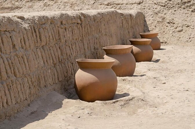 Lima Bike Tour Miraflores - Barranco + Huaca Pucllana! - Huaca Pucllana gives the ride an ancient beginning
