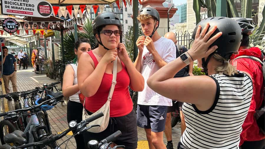 Lima: City biking - Barranco brings art, old streets, and a different mood