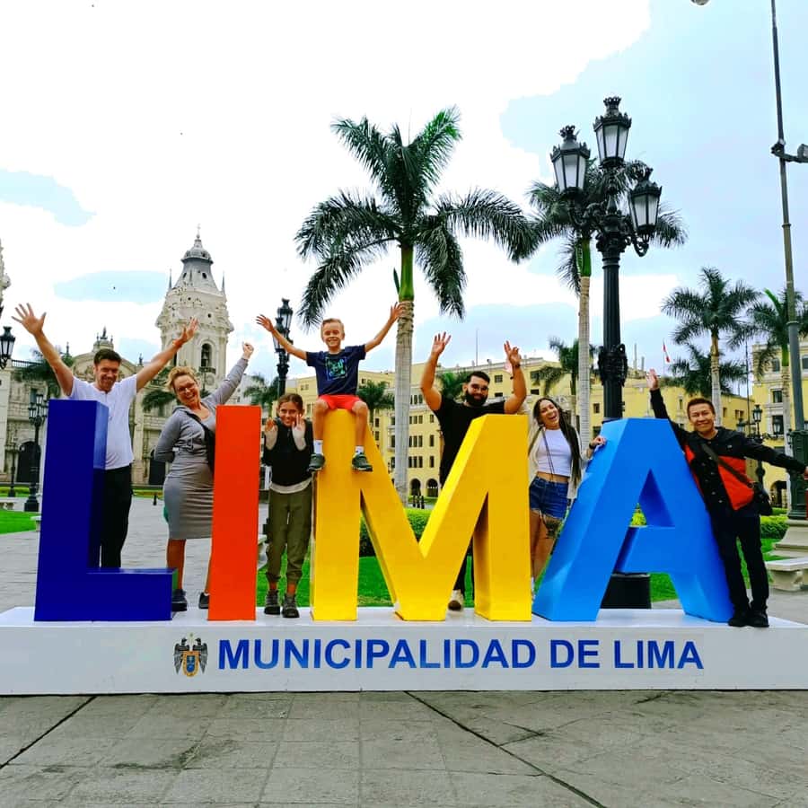 Lima: City Highlights Walking Tour & Catacombs - Jirón de la Unión, once Lima’s fashionable address