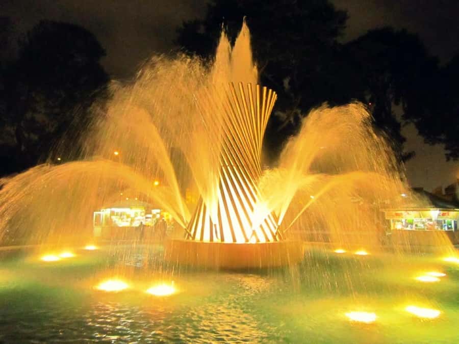 Lima: Magic Water Circuit with Dinner - The timing issue at the park