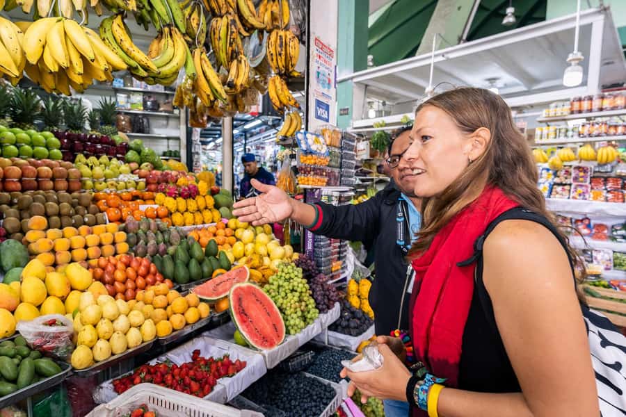 Lima: Miraflores Trending Flavors Half-Day Walking Tour - Key points to know before booking
