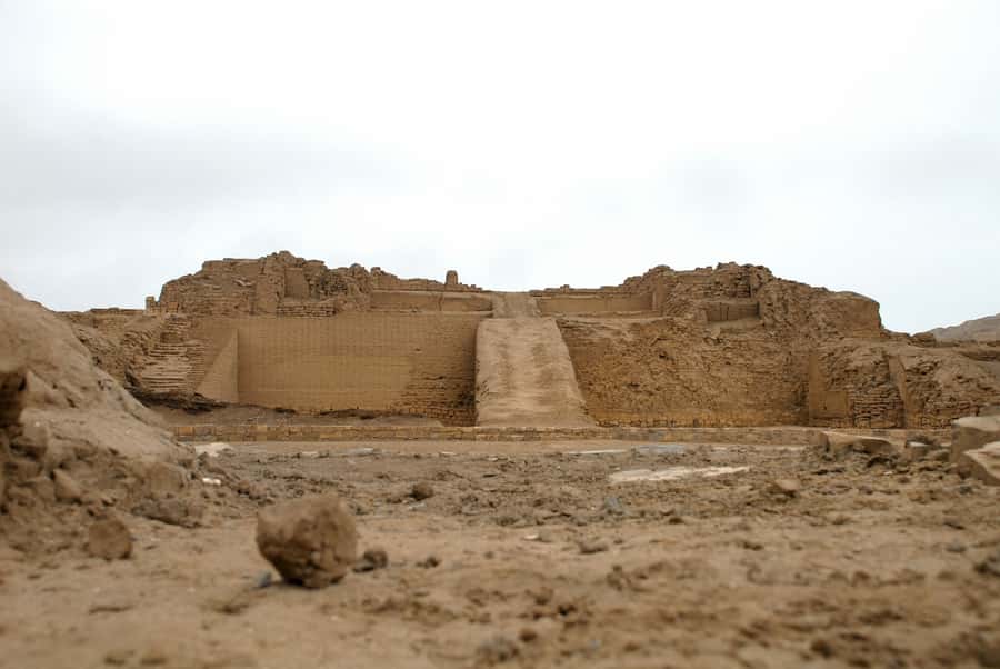 Lima: Pachacamac Ruins & Barranco Half-Day Guided Tour - The Temple of the Sun and the best view