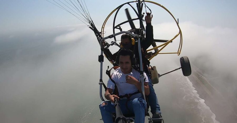 Lima: Paragliding Flight Over Costa Verde Districts - What the Lima coastline looks like from above
