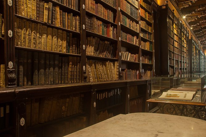 Lima's Vibrant Heritage: Exploring the City's Landmarks Half-day - Inside Lima Cathedral, history becomes personal