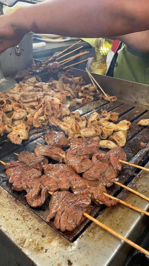 Lima Street Food: A gastronomic adventure through the city. - Chinatown brings Chinese-Peruvian flavor