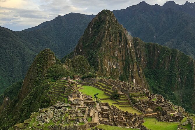 Machu Picchu Full Day Tour from Cusco(Small Groups ) - Aguas Calientes and the bus to the citadel