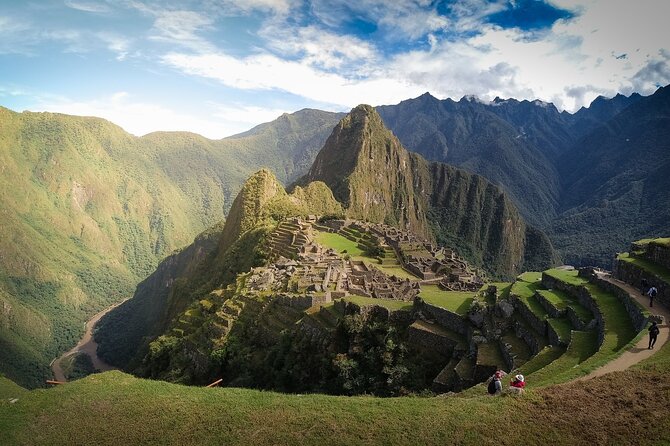 Machu Picchu Full Day Tour from Cusco(Small Groups ) - What the $415 price really buys