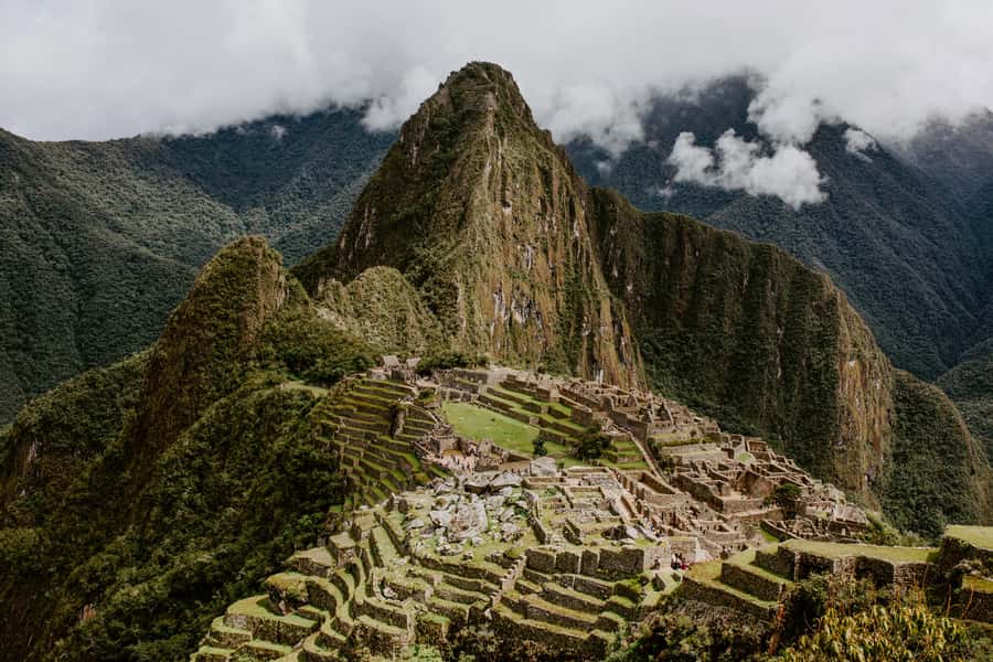 Machu Picchu: Full-Day Tour from Cusco with Optional Lunch - The train from Ollantaytambo to Aguas Calientes