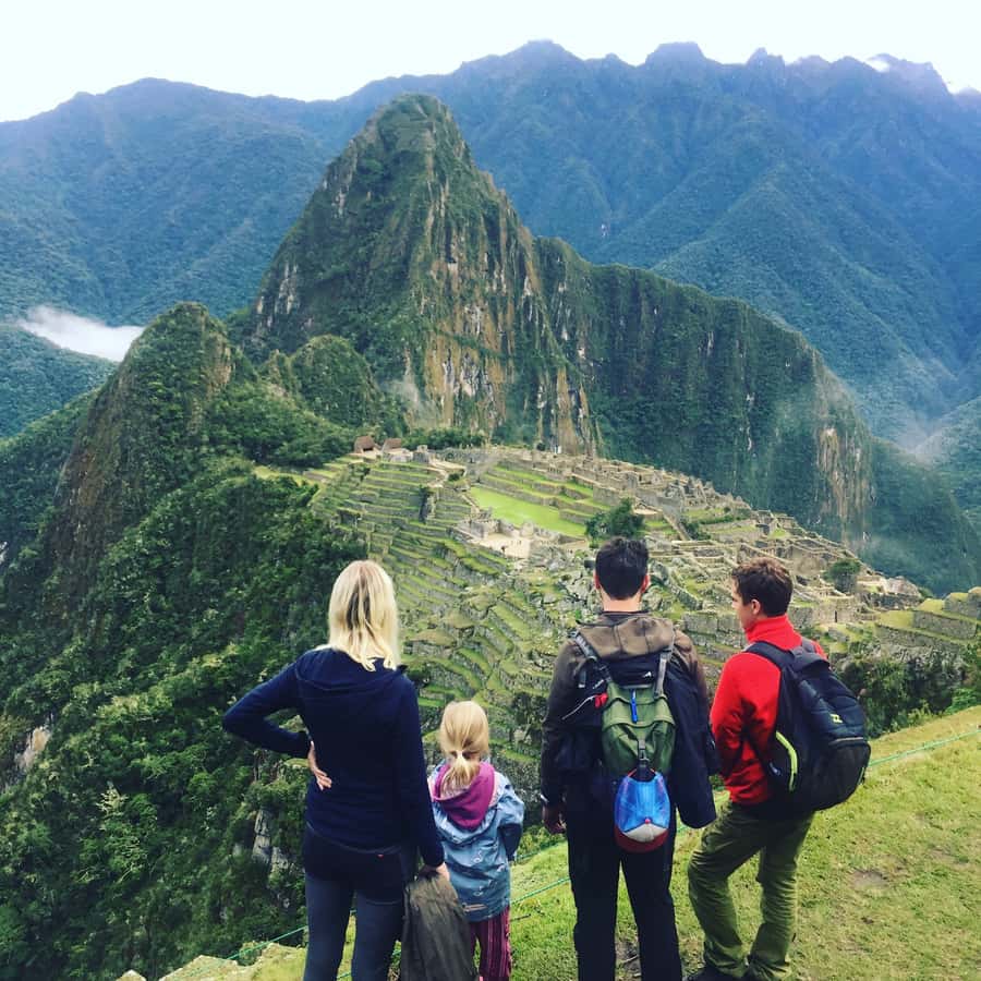 Machu Picchu: Private Tour Guide Service - A private pace for families and older visitors