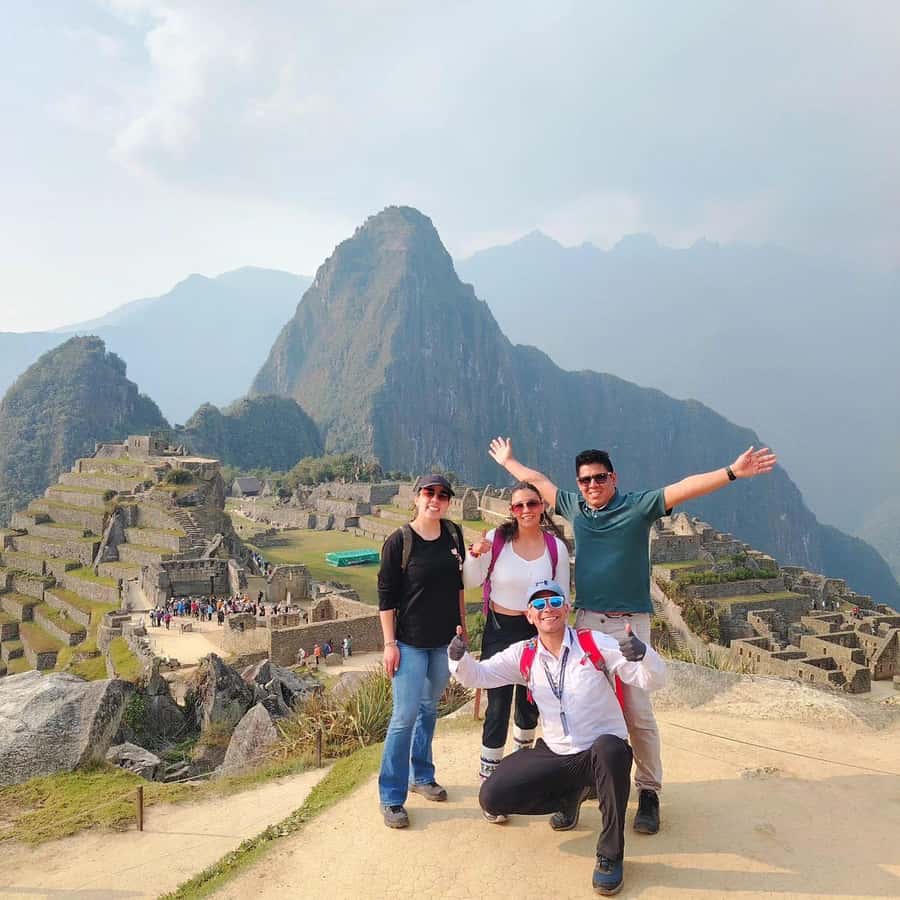 Machu Picchu: Tour Guide Service & Entrance Ticket Circuit-2 - The three-hour route from the bus stop