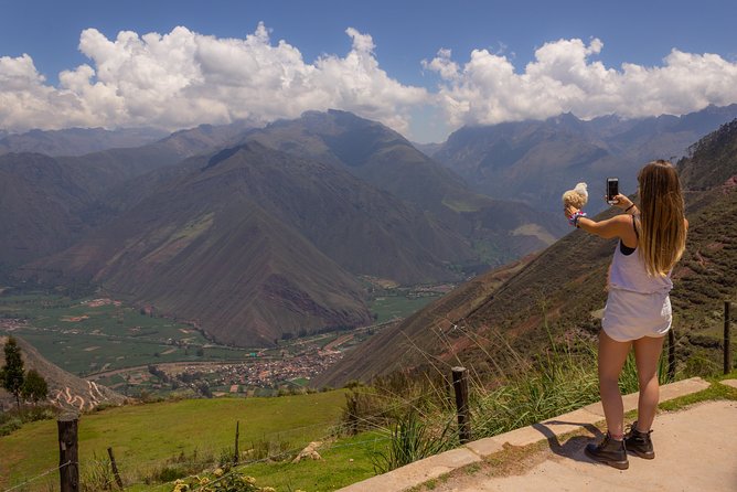 MachuPicchu Private Full Day Tour by Vistadome train from Cusco - Lunch in Aguas Calientes