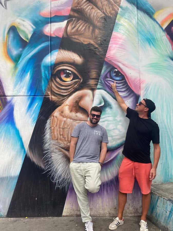 Medellín: Comuna 13 District Tour with Cable Car Ride - Key points to know before you go