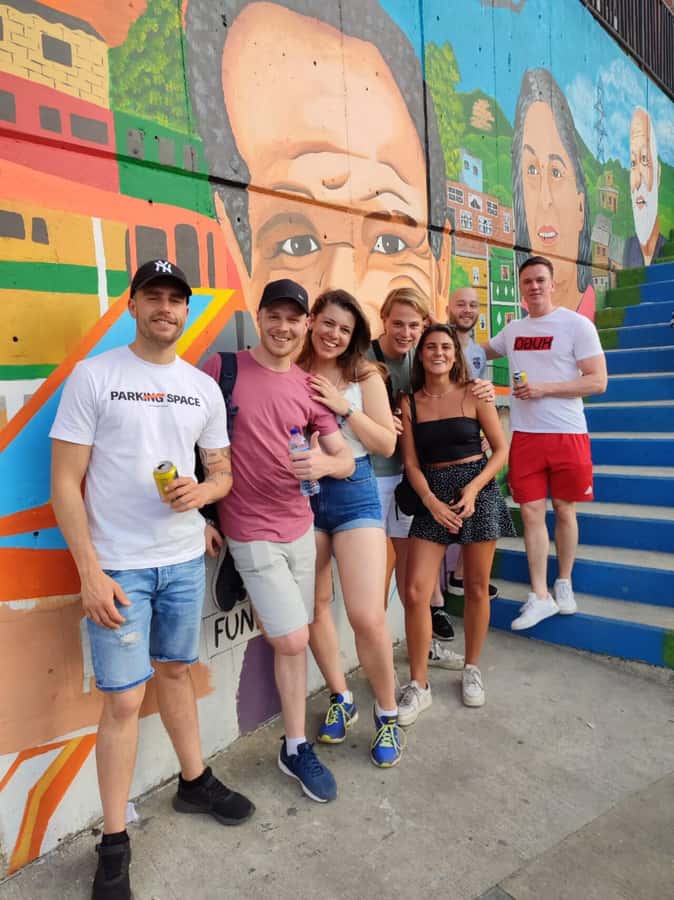 Medellín: Comuna 13 District Tour with Cable Car Ride - How the guides shape the experience