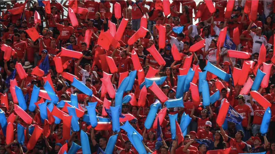 Medellin: Football Tour with Match Tickets and Pre-Game - The one-hour bar stop: chants, drinks, and face paint