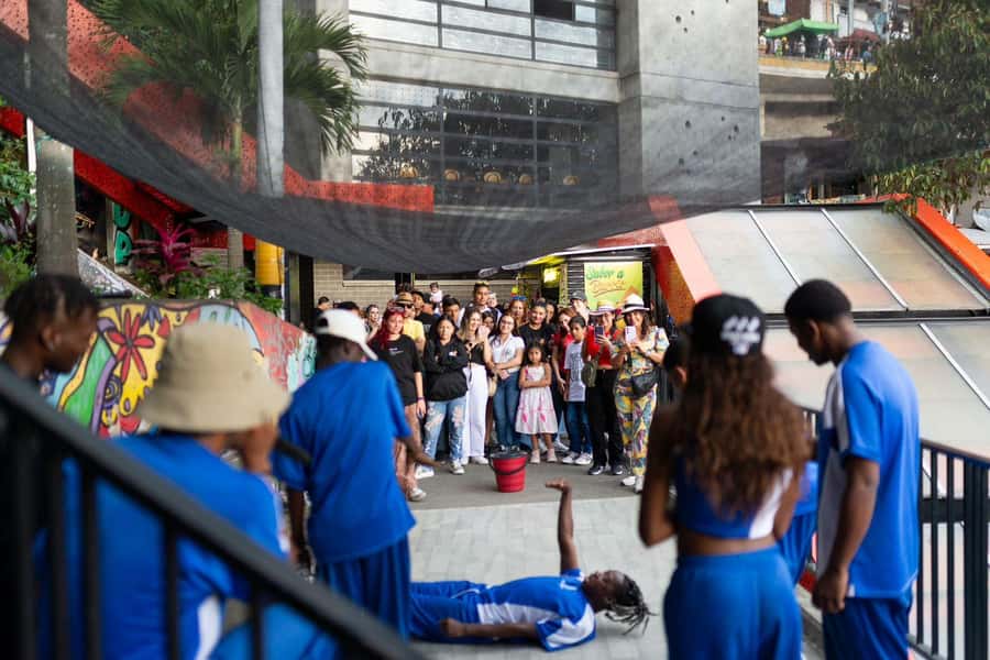 Medellin: Full Day Guided City Highlights Tour - Inflexión Memorial Park and the city’s difficult past