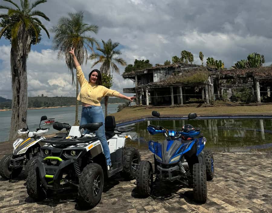 Medellin: Guatapé Day Trip & Boat to Pablo Escobar's Estate - Why this Guatapé day trip packs in so much