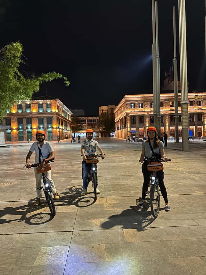Medellín: History & Local Life Essentials Tour on an E-Bike - Why this e-bike ride is a smart first look at Medellín