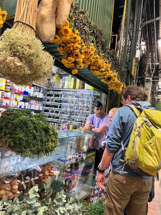 Medellín Multi-sensory Tour in the market, +15 Exotic Fruits - What the fruit tasting is really like