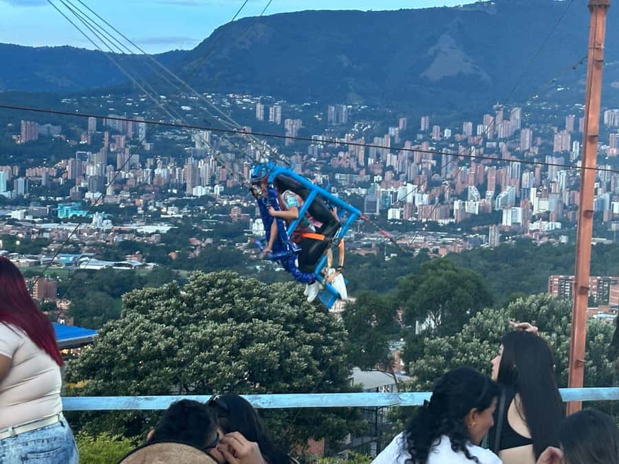 Medellín: One Night in El Cielo Viewpoint with activities - Should you book it?