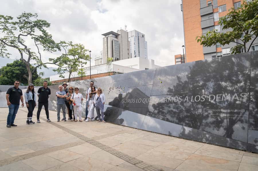 Medellín: Pablo Escobar Tour with Guide and Transportation - Virgen Rosa Mystica and the first layer of the story