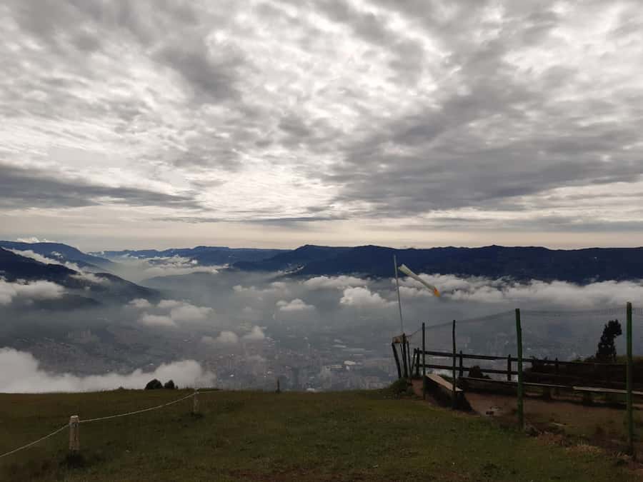 Medellín: Paragliding in the Colombian Andes - The 15-minute flight over Medellín