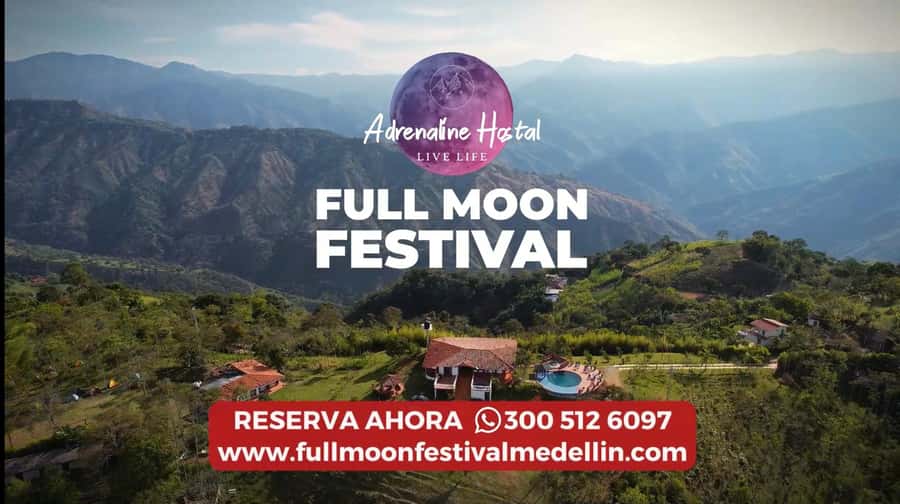 Medellín: Paragliding in the Colombian Andes - Transport, timing, and the free hostal night