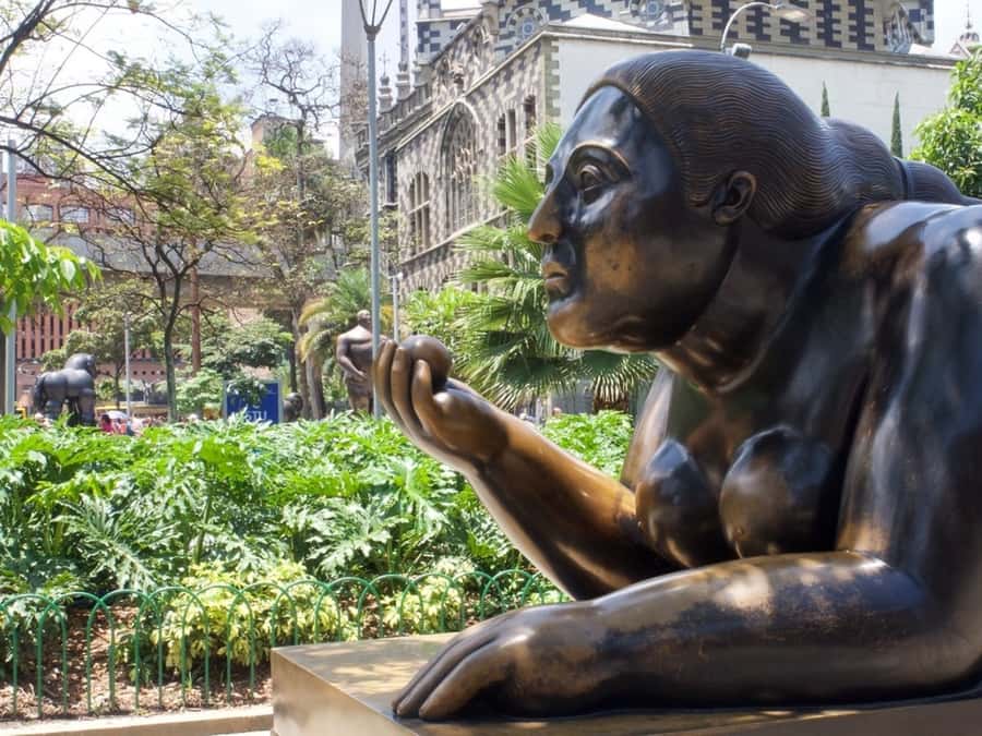 Medellin: Private City Tour - Starting with the Carlos Gardel Monument