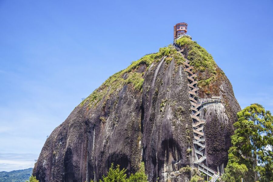 Medellín: Private Guatapé with Peñol Tickets and Boat Ride - What the $126 price buys you