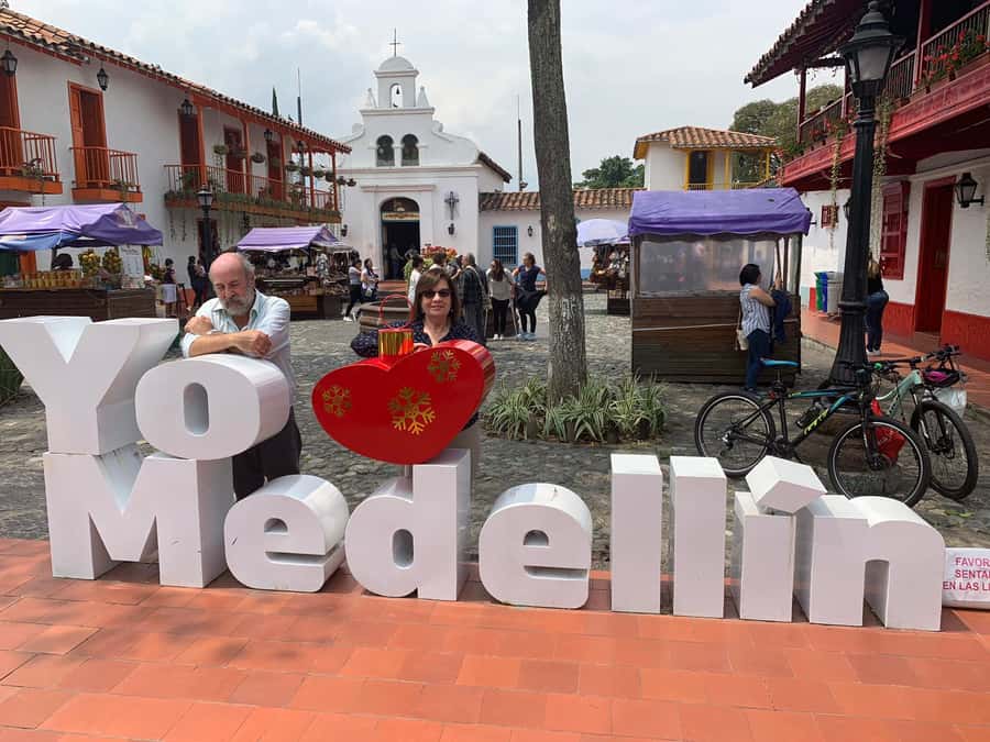 Medellín: Private Pablo Escobar Tour with Cable Car Ride - Why this tour needs a careful approach