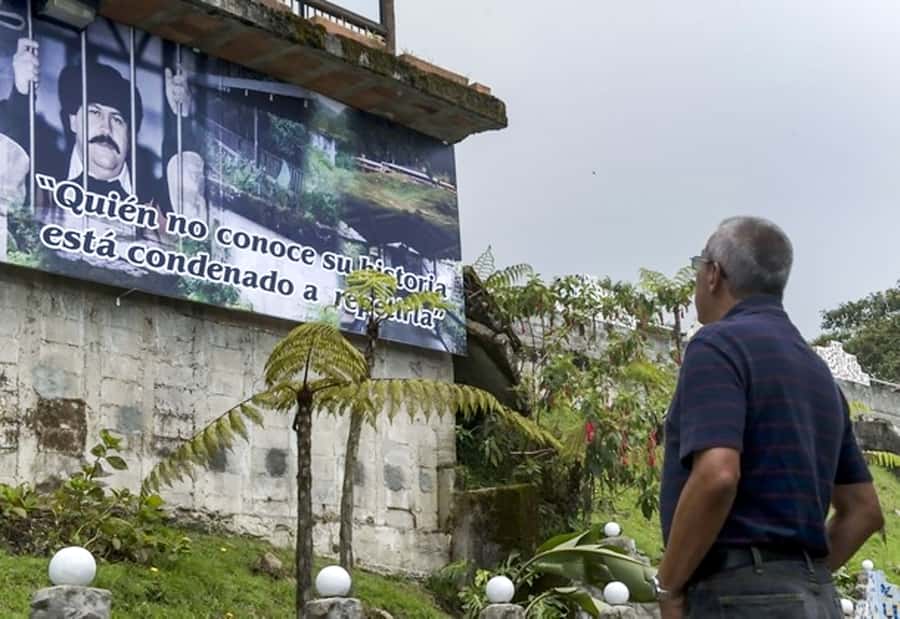 Medellín: The Real Pablo Escobar Tour - Key points at a glance
