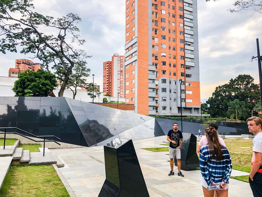 Medellín: The Real Pablo Escobar Tour - Inflexión Memorial Park and the former home site