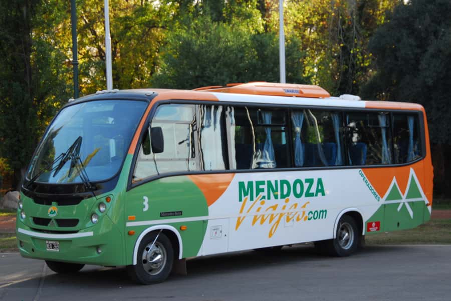 Mendoza: Half-Day Sightseeing City Tour - Key points at a glance