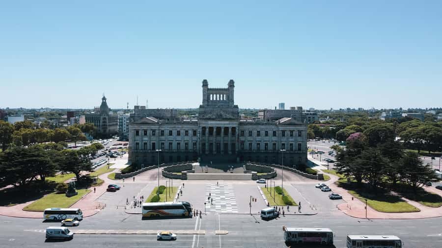 Montevideo: Sightseeing Hop-On Hop-Off Bus Tour - Who should book this Montevideo bus tour?
