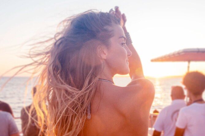 Open Bar Sunset Cruise in Catamaran or Speedboat (Best Deal) - Speedboat or catamaran: choose carefully