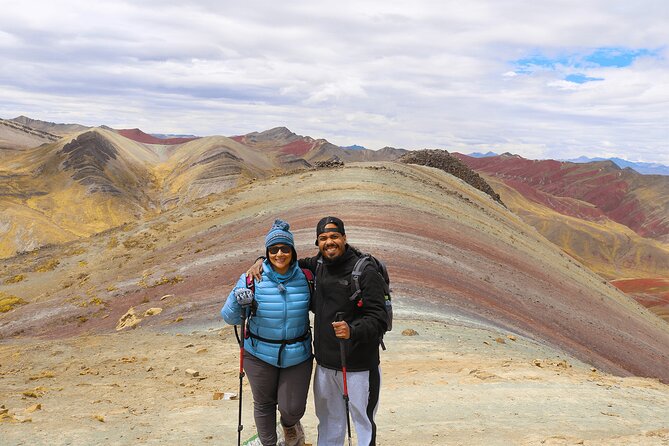 Palccoyo Rainbow Mountain Full Day Tour from Cusco - Breakfast, coca tea, and the first altitude warning