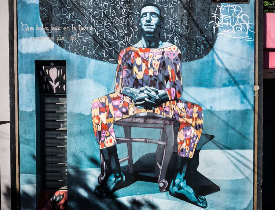 Palermo: Graffiti and Street Art Guided Tour in English - Group size, pace, and the two-hour format