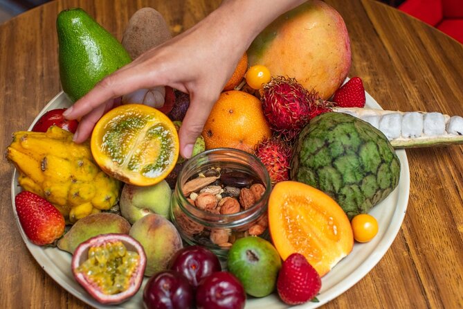 PALOQUEMAO MARKET FOOD TOUR. EXOTIC FRUIT. LOCAL SNACKS. /Min 2 pax - Starting at Av. Ciudad de Lima #25-04