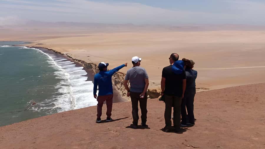 Paracas:Private Tours Paracas National Reserve all inclusive - Centro de Interpretación: begin with the big picture
