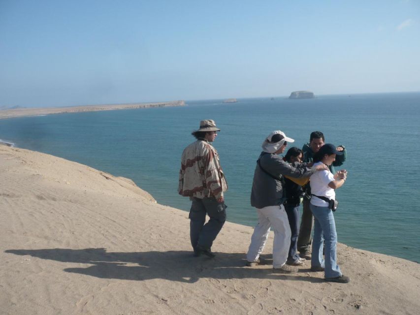Paracas:Private Tours Paracas National Reserve all inclusive - Mirador Istmo and the widest views