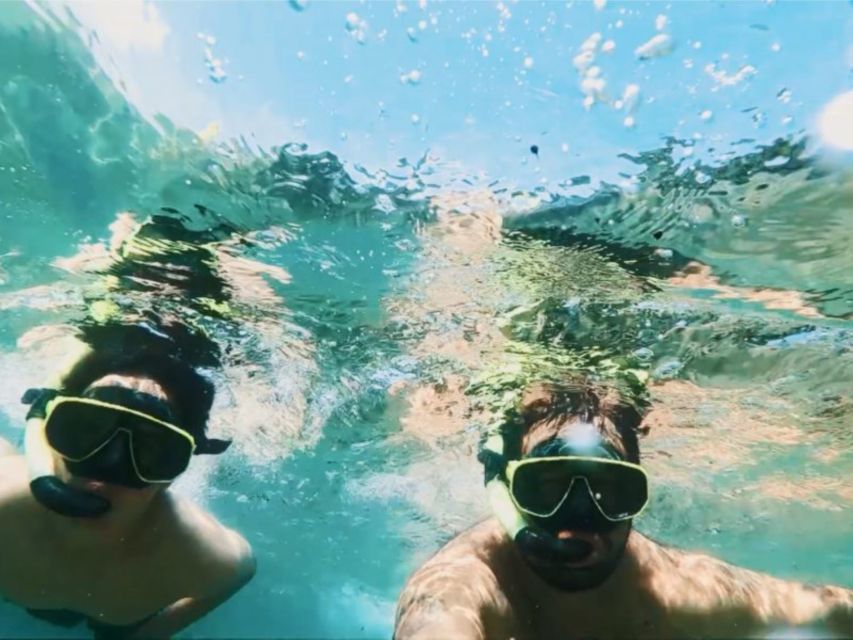 Paraty Bay: Islands & Beaches Boat Tour with Snorkeling - Comfort, staff, and the mood onboard