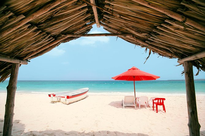 Playa Blanca in Baru Island - What this Playa Blanca day trip is really like